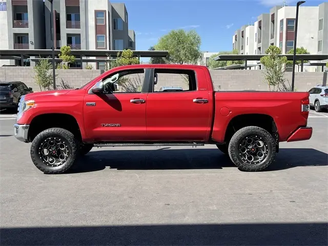 2018 Toyota Tundra Limited CrewMax photo 2