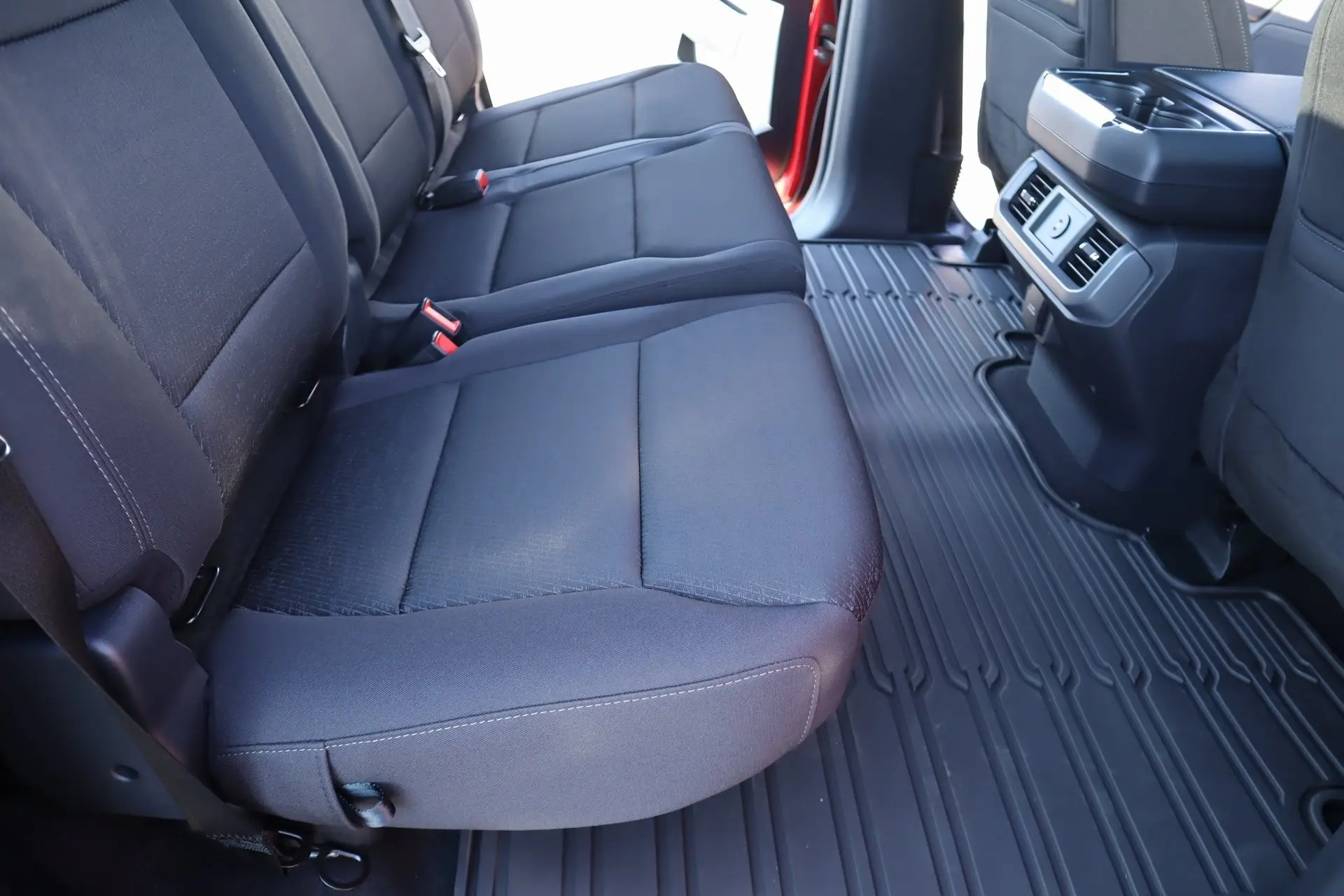 2025 Ford F-150 XLT photo 16