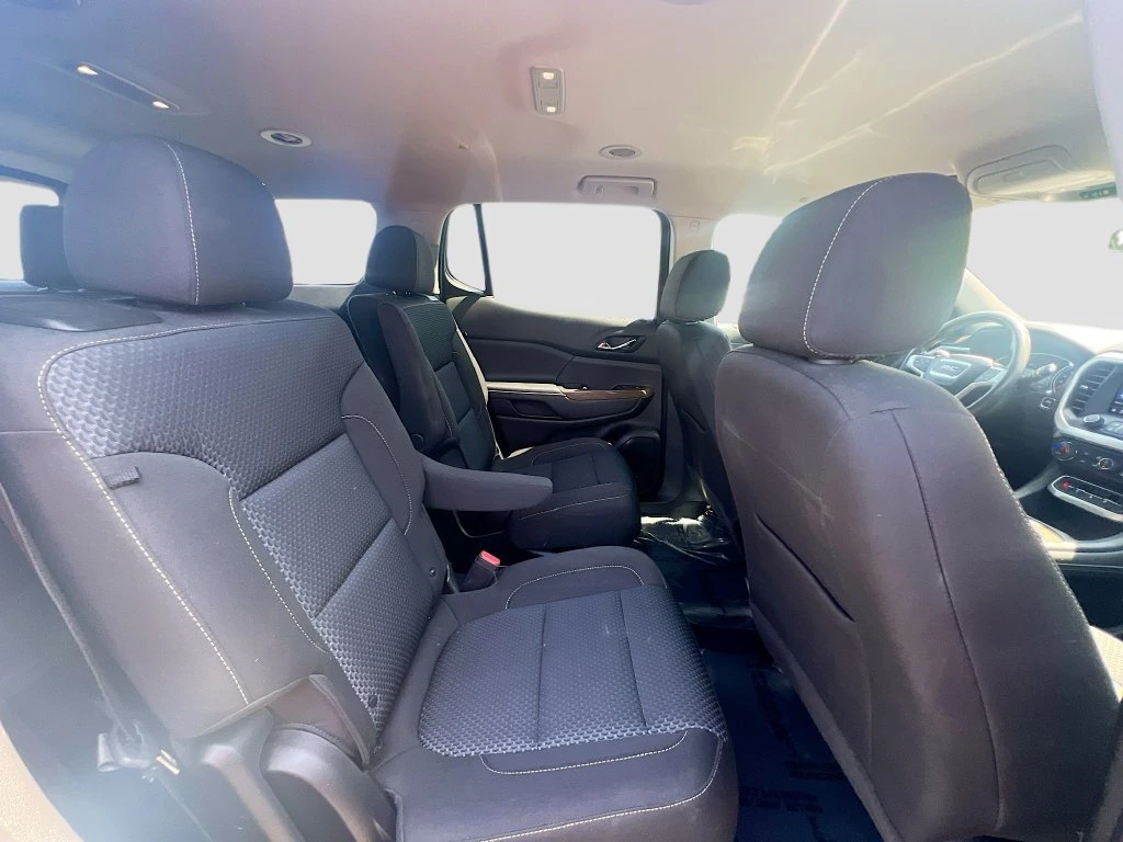 2023 GMC Acadia SLE - Photo 37