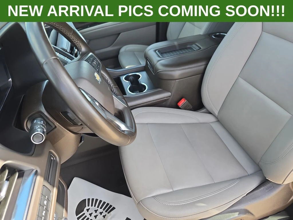 2024 Chevrolet Suburban LT - Photo 16