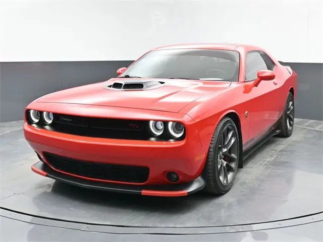 2021 Dodge Challenger R/T Scat Pack photo 4