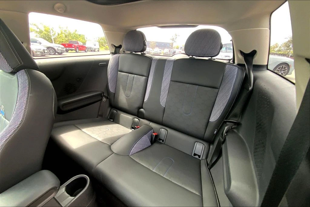 2025 MINI Hardtop 2 Door S - Photo 26