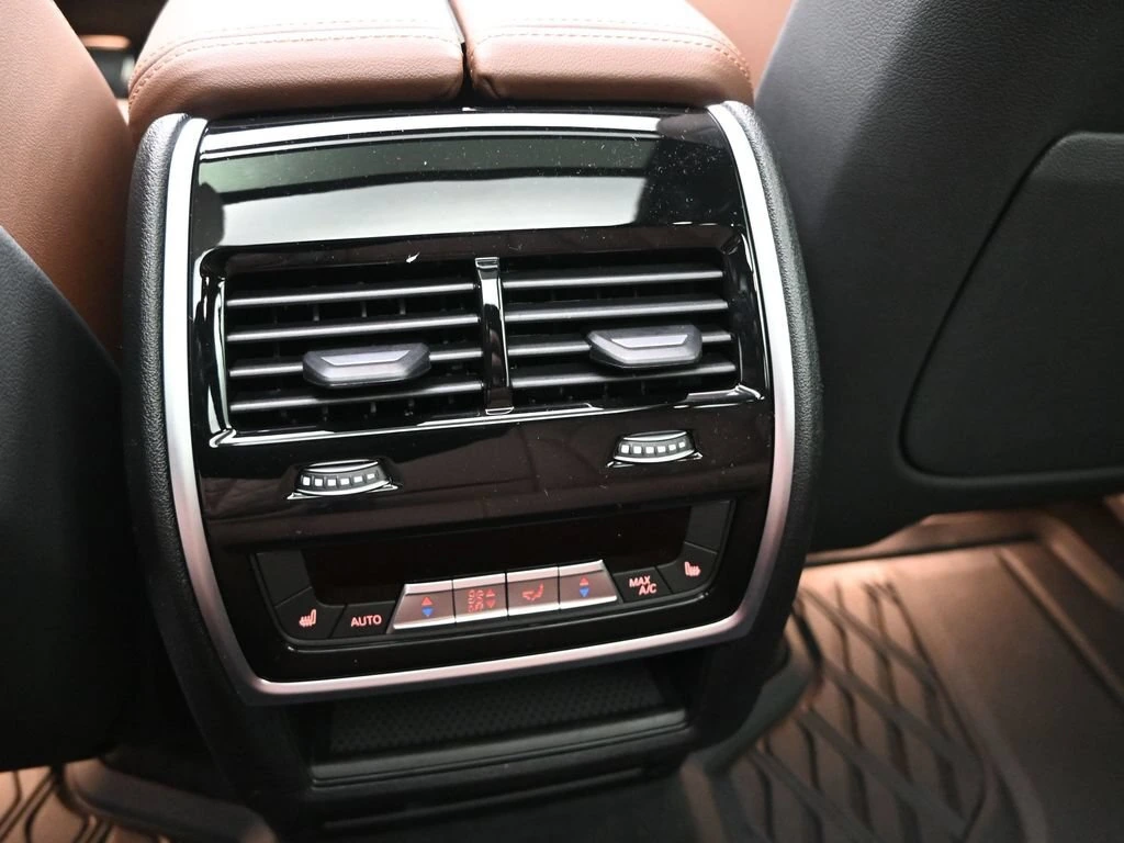 2026 BMW X5 40i - Photo 18