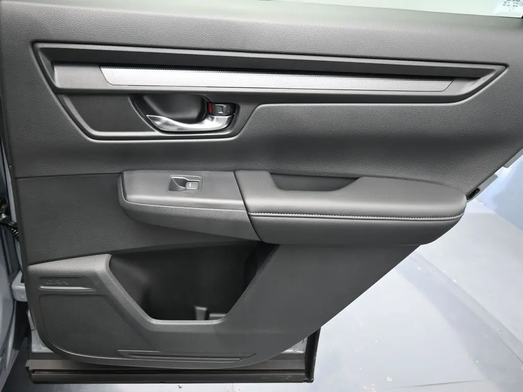 2026 Honda CR-V EX photo 36