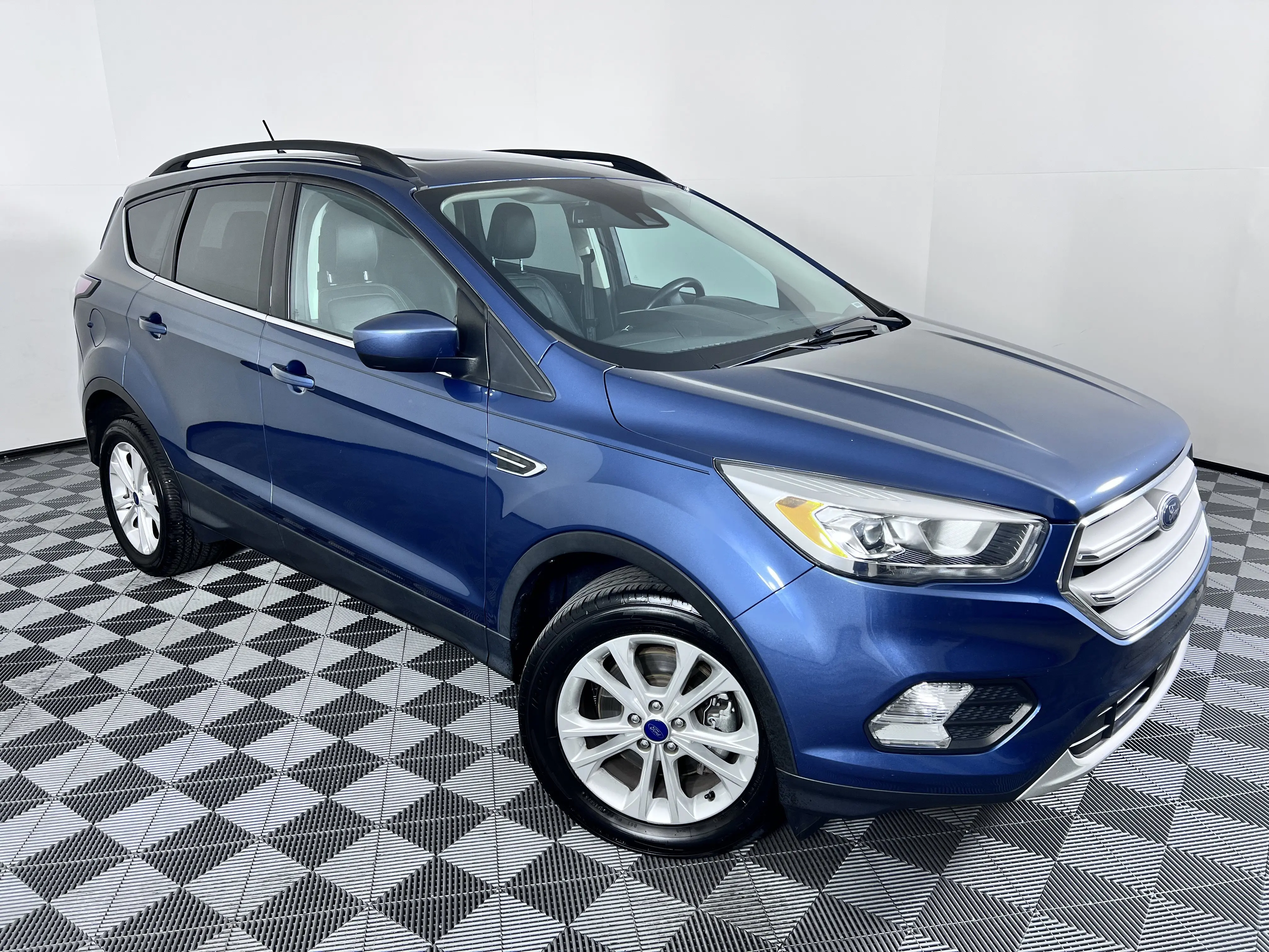 Used 2018 Ford Escape SEL with VIN 1FMCU9HD5JUB08939 for sale in Farmington, UT