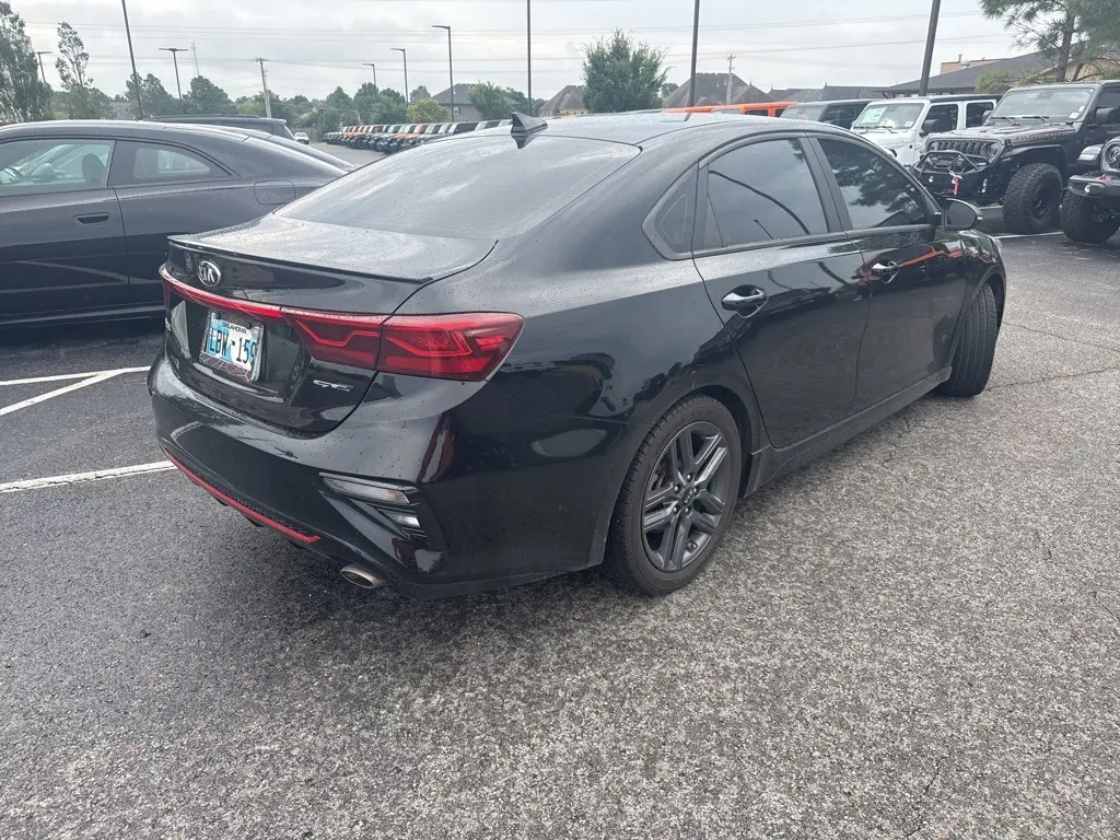 2020 Kia Forte GT-Line photo 7