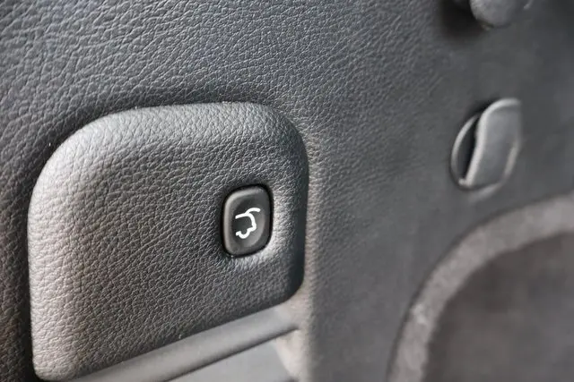 2020 Jeep Grand Cherokee Altitude photo 29