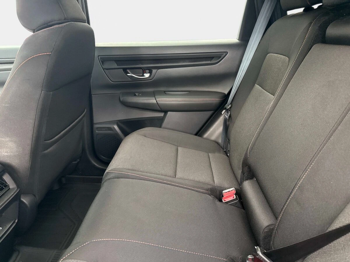 2025 Honda CR-V Sport - Photo 13