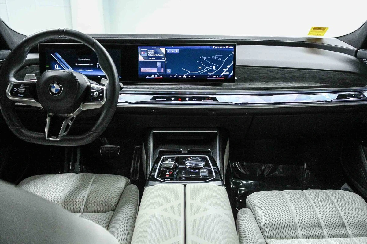 2024 BMW 7 Series 760i - Photo 13