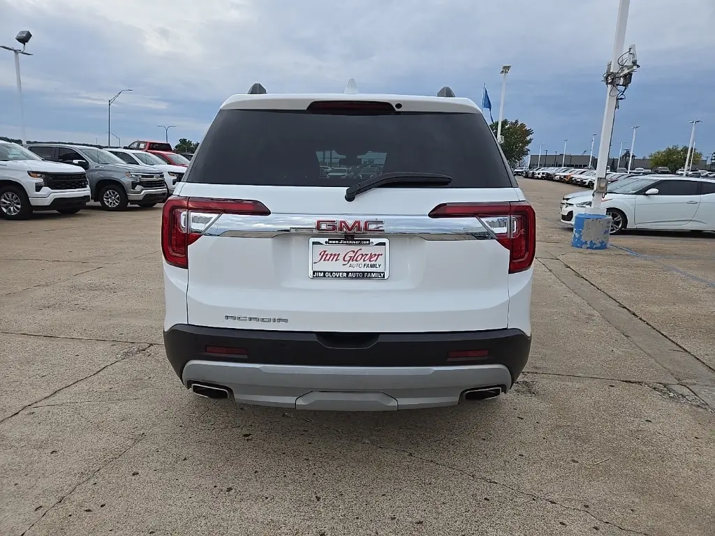2023 Gmc Acadia SLT photo 2