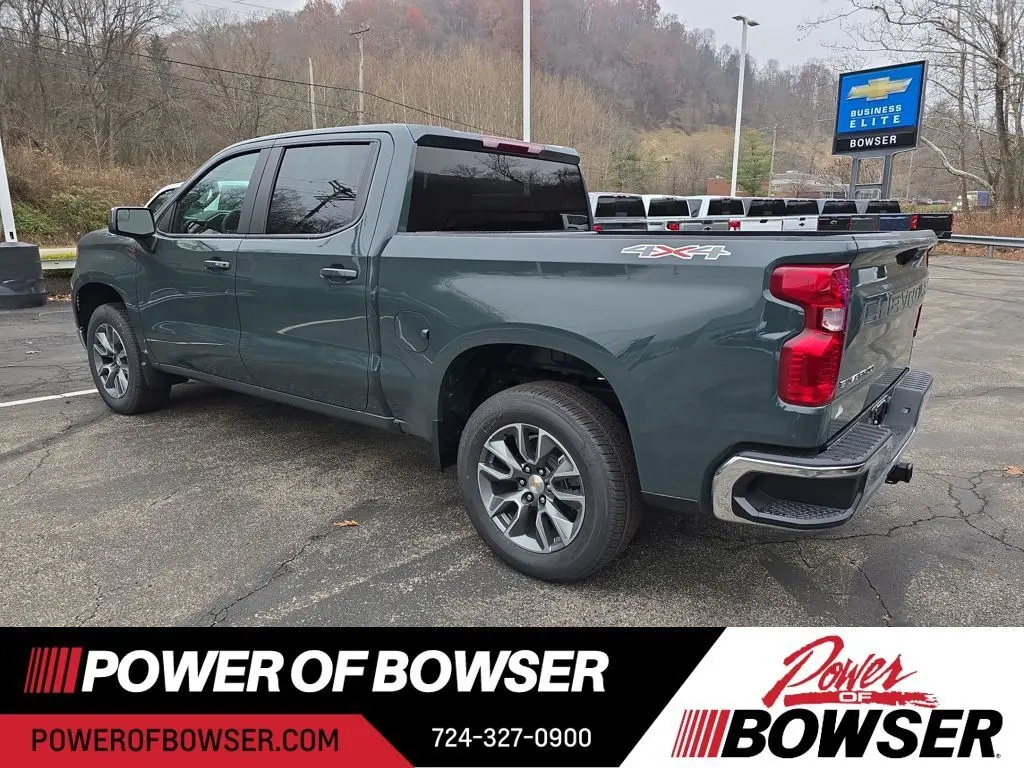 2026 Chevrolet Silverado 1500 LT photo 3