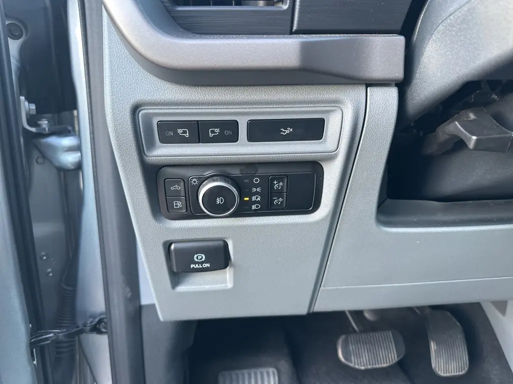 2024 Ford F-150 XLT photo 17