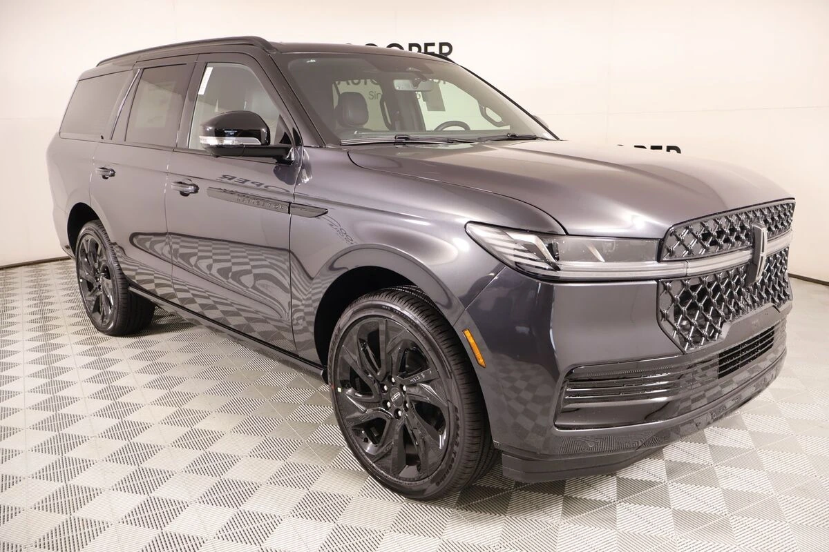 2026 Lincoln Navigator Black Label 4WD's photo