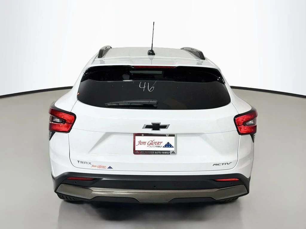 2026 Chevrolet Trax Activ - Photo 6