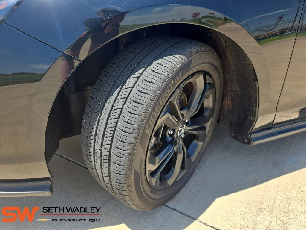 2025 Honda Accord SE - Photo 32