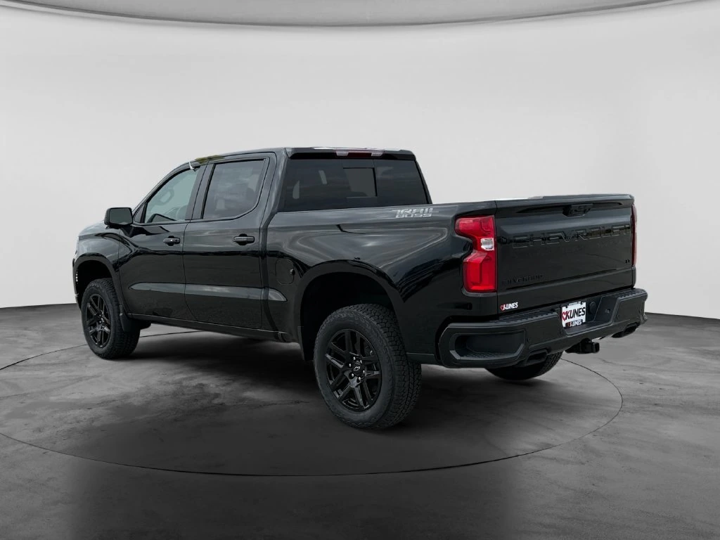 2026 Chevrolet Silverado 1500 LT Trail Boss - Photo 6