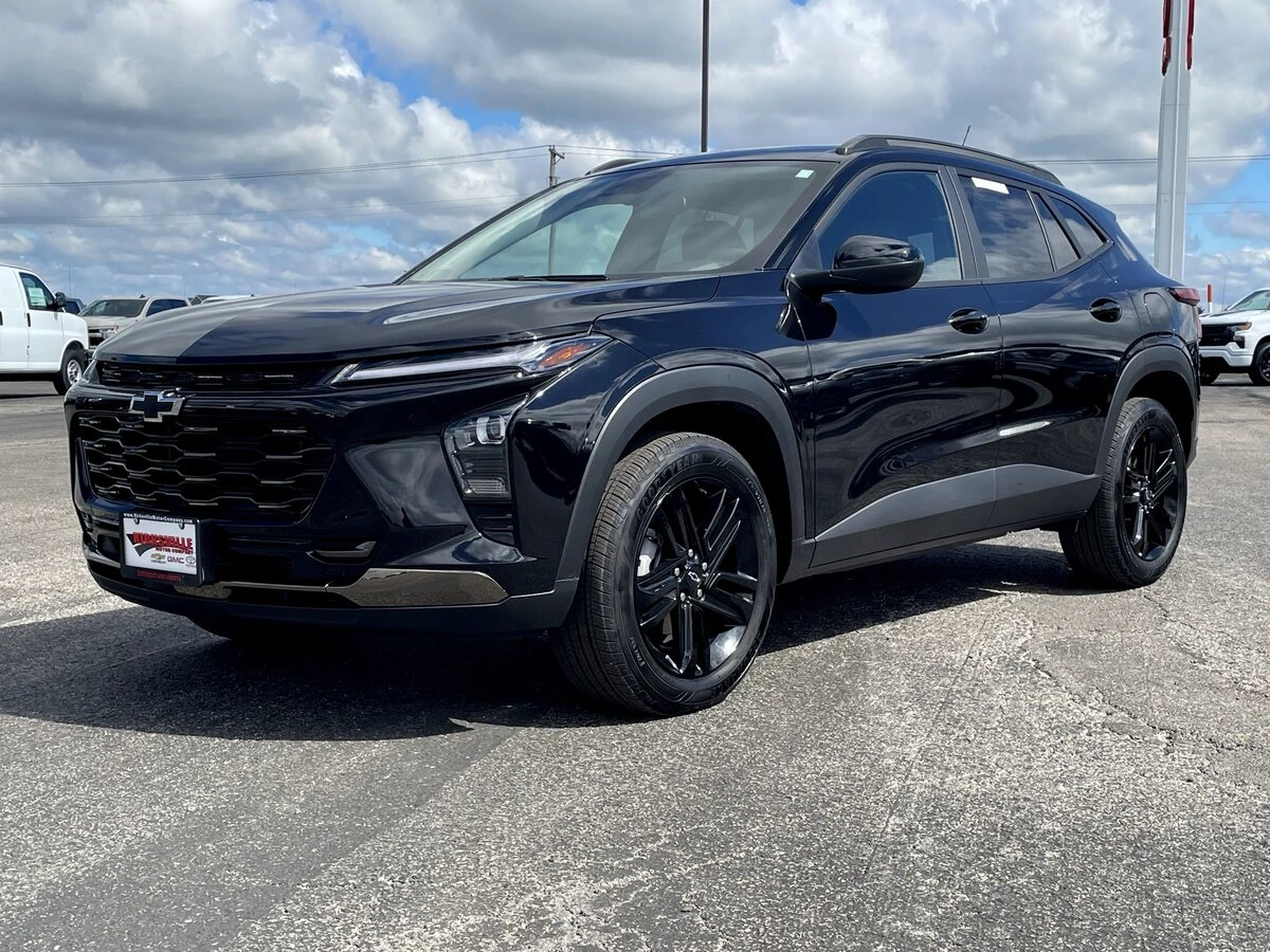 2025 Chevrolet Trax Activ - Photo 8