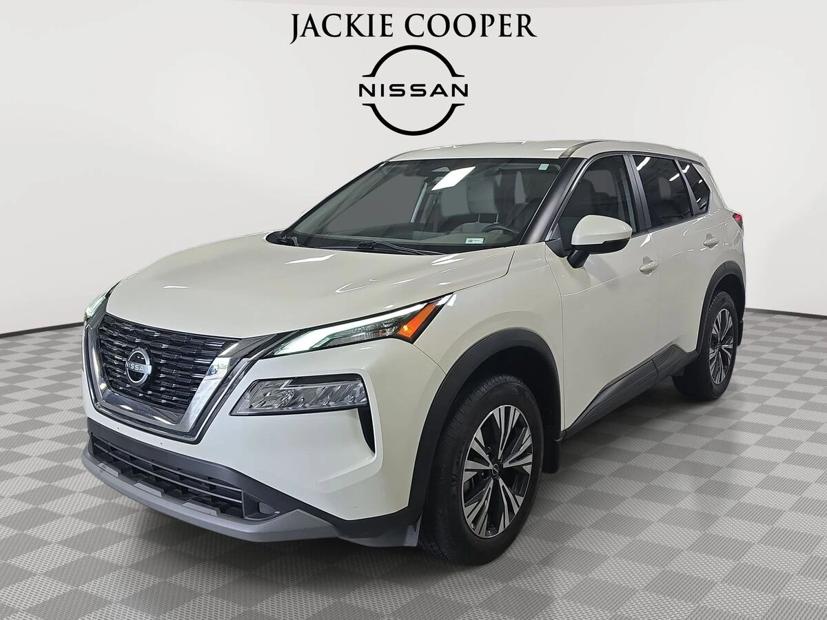 2022 Nissan Rogue SV FWD's photo