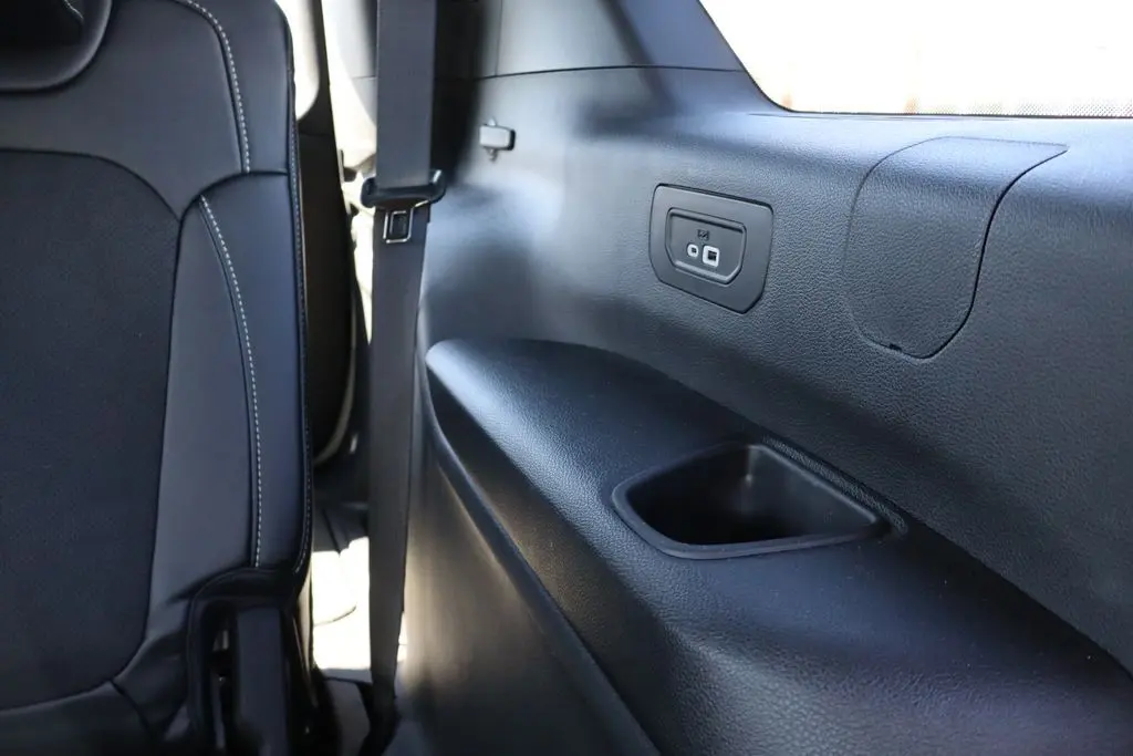 2024 Jeep Grand Cherokee Laredo photo 39
