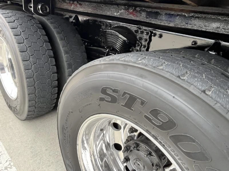 2018 Freightliner 114SD - image 19