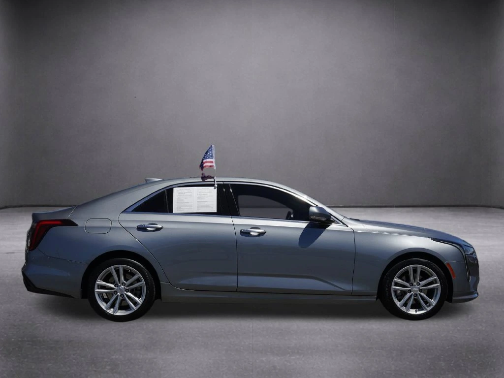 2023 Cadillac CT4