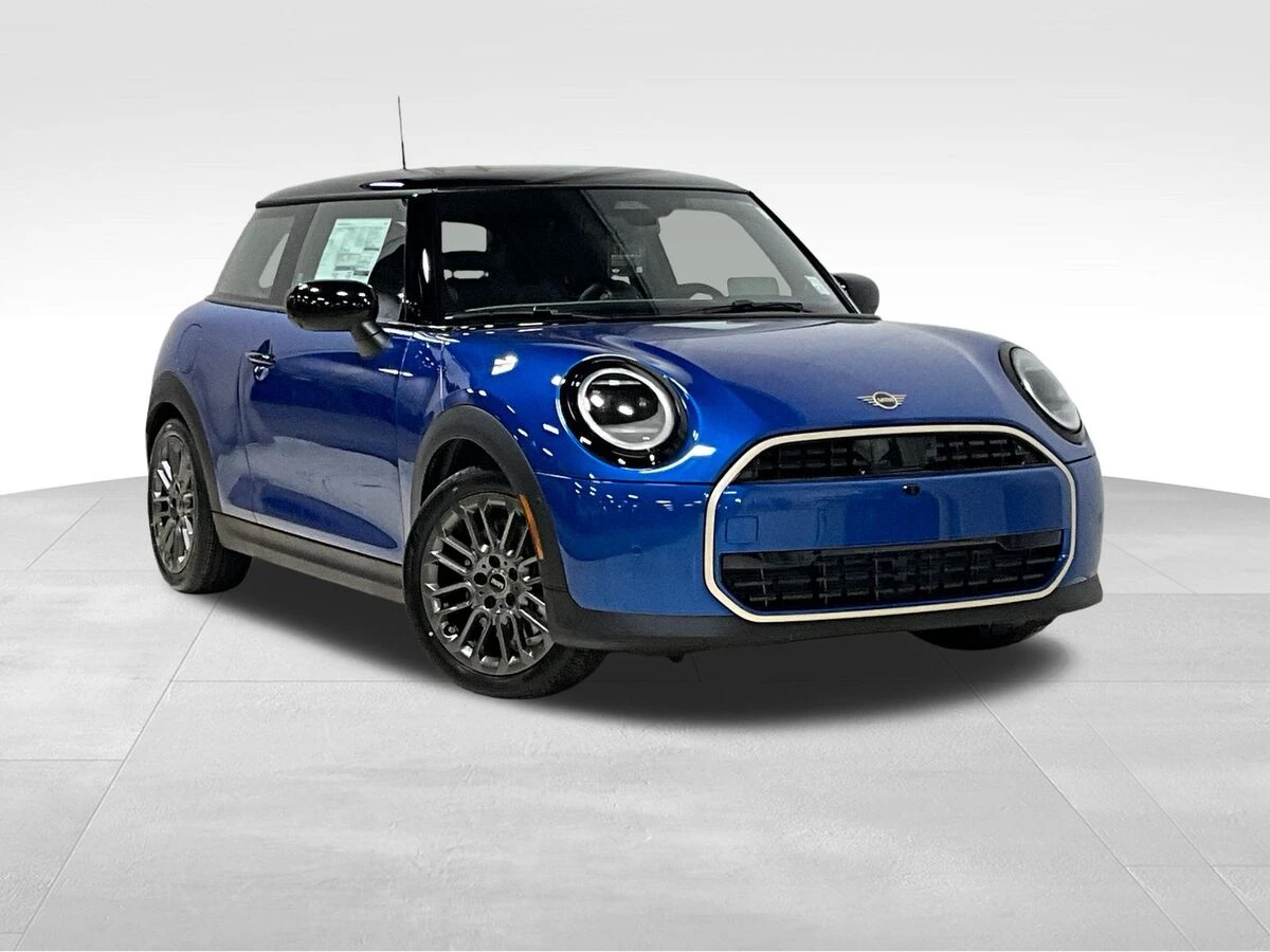 2026 MINI Hardtop 2 Door's photo