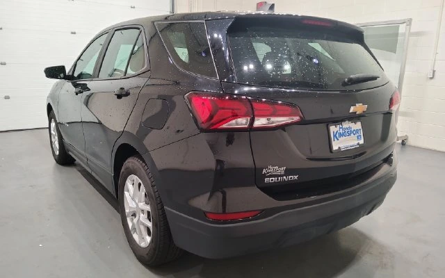2023 Chevrolet Equinox LS - Photo 8