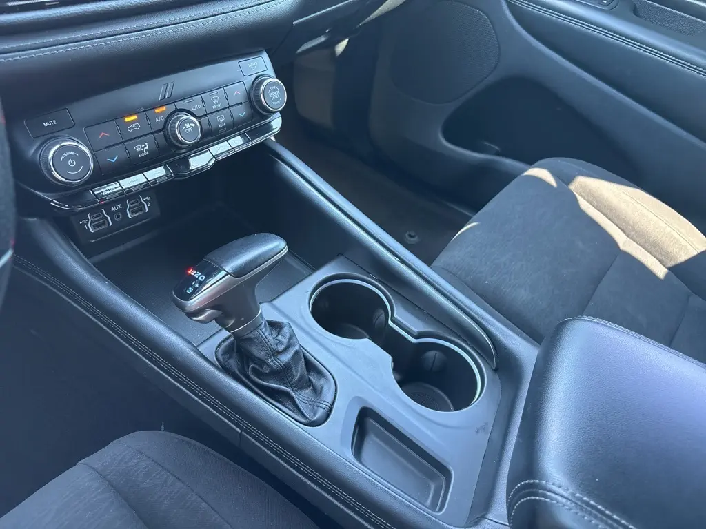 2022 Dodge Durango SXT photo 18