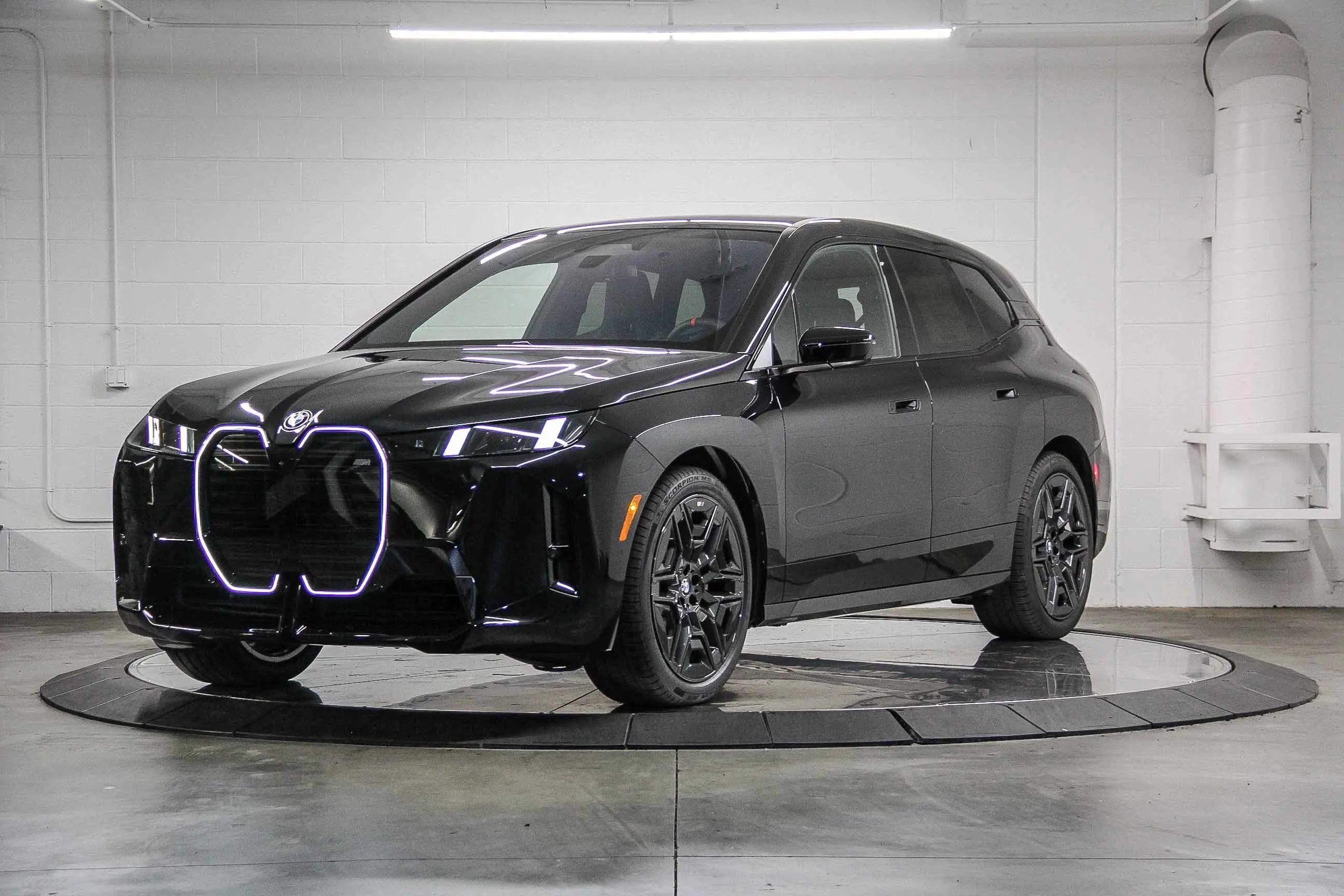 2026 Bmw iX photo 2