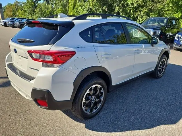 2023 Subaru Crosstrek Premium photo 4