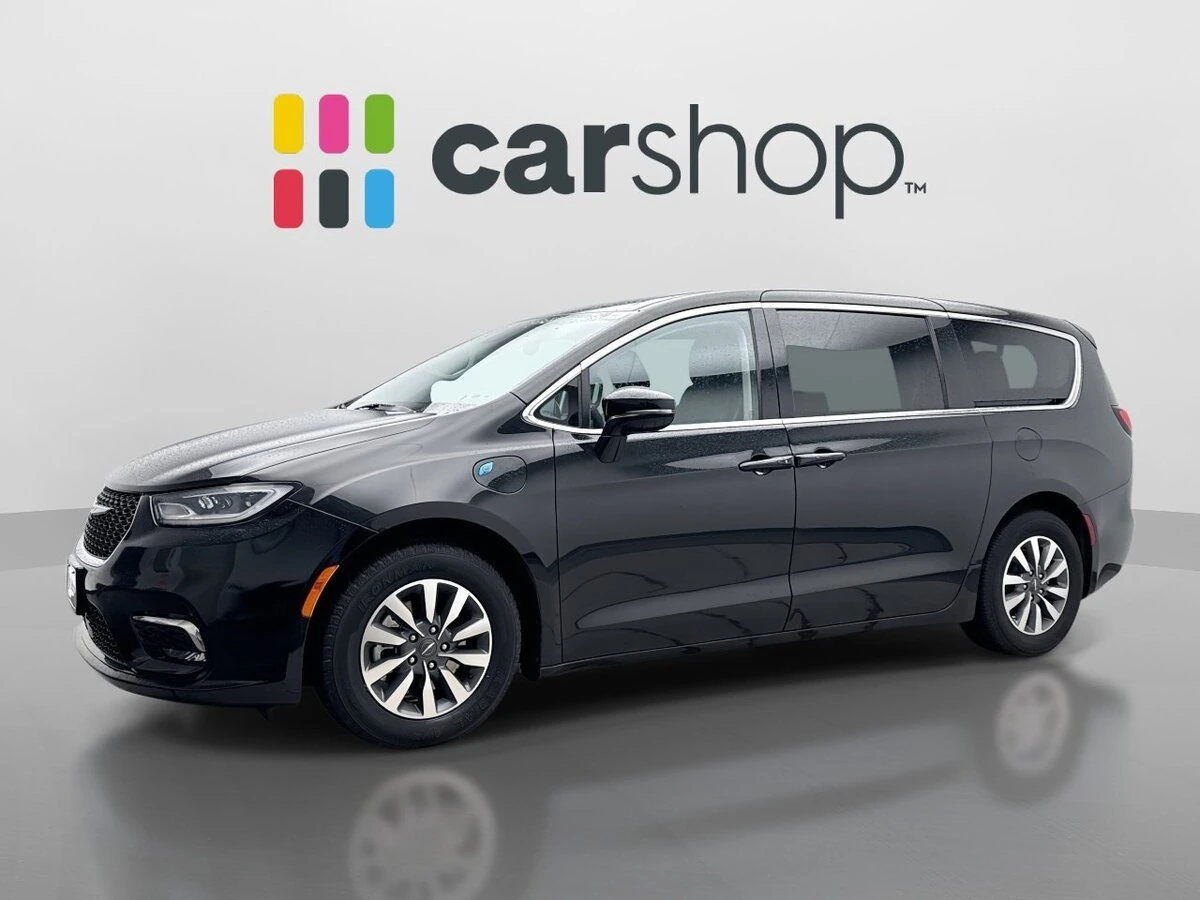 2024 Chrysler Pacifica PHEV