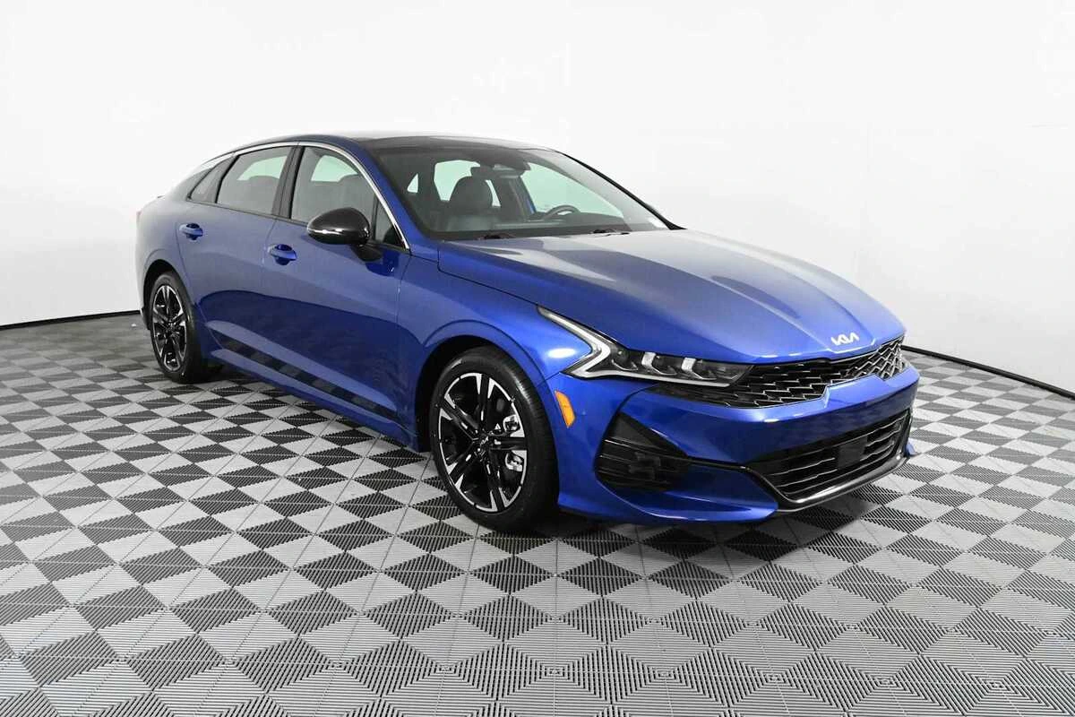 2023 Kia Optima GT-Line FWD's photo