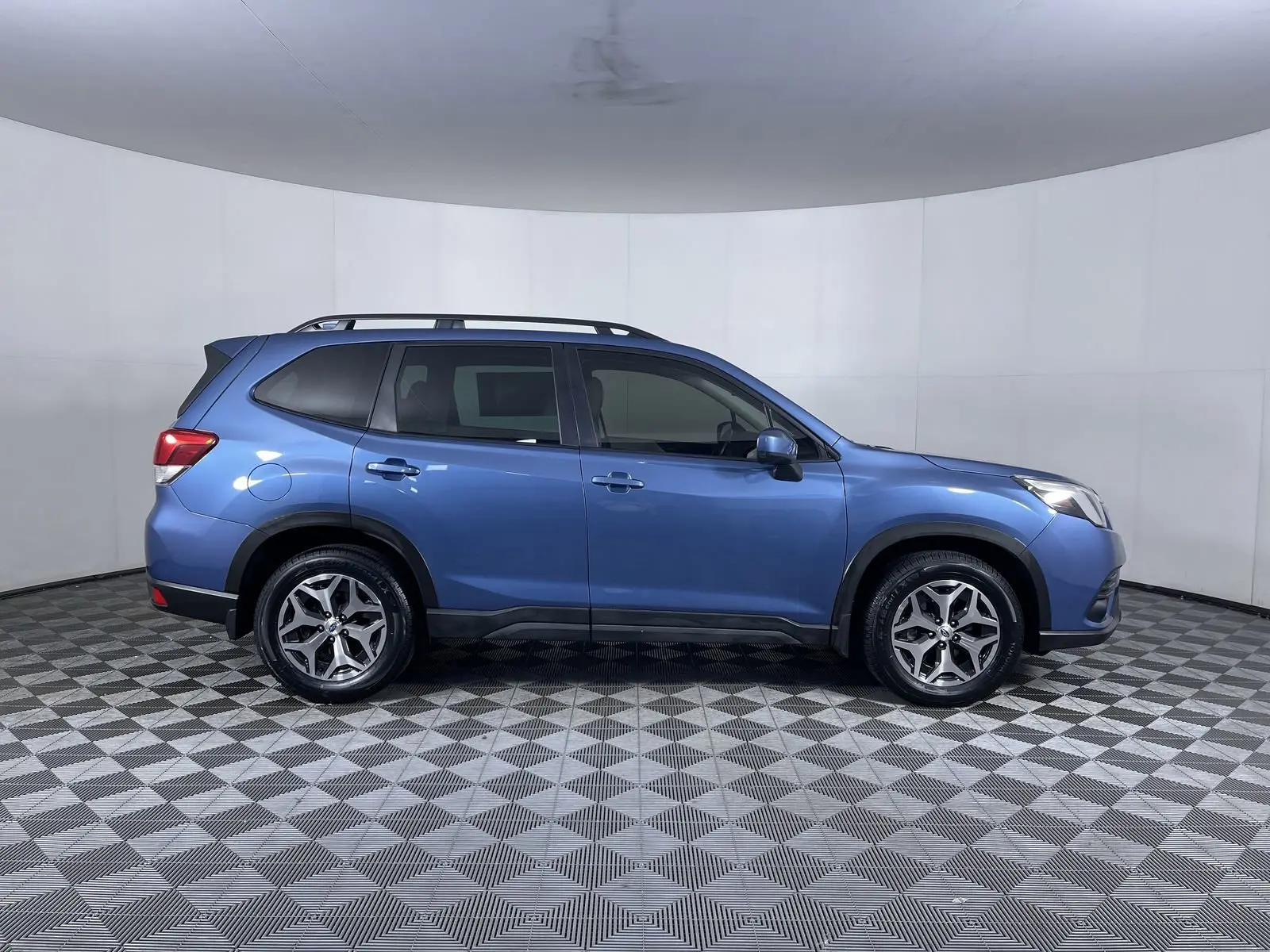 2023 Subaru Forester Premium Base photo 10