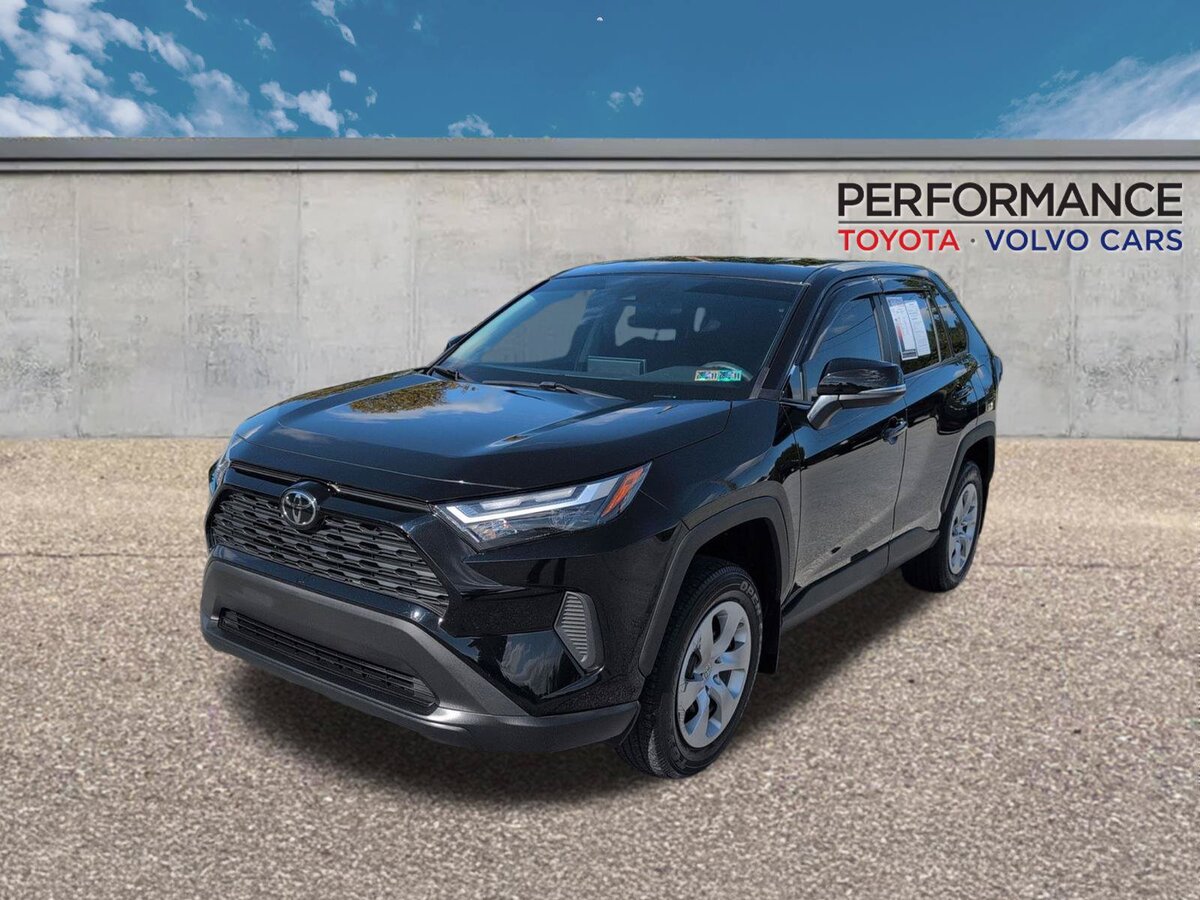 2024 Toyota RAV4 LE