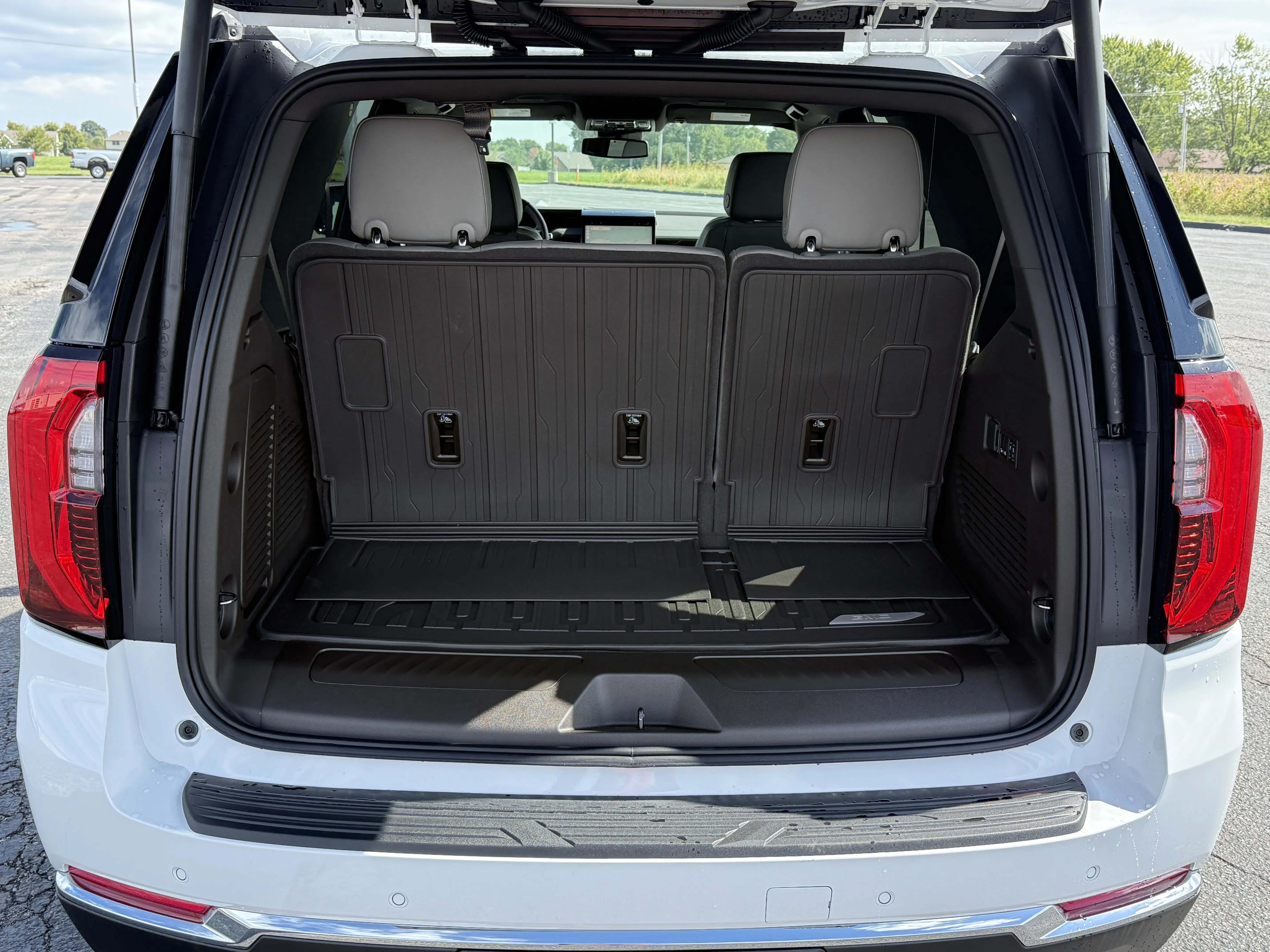 2026 Gmc Yukon photo 8