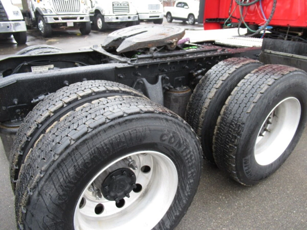 2021 International LoneStar - image 10