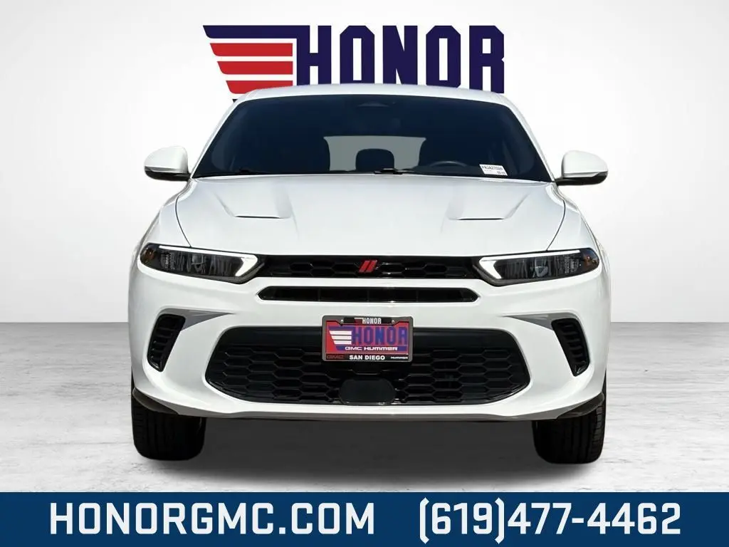 2024 Dodge Hornet R/T photo 7