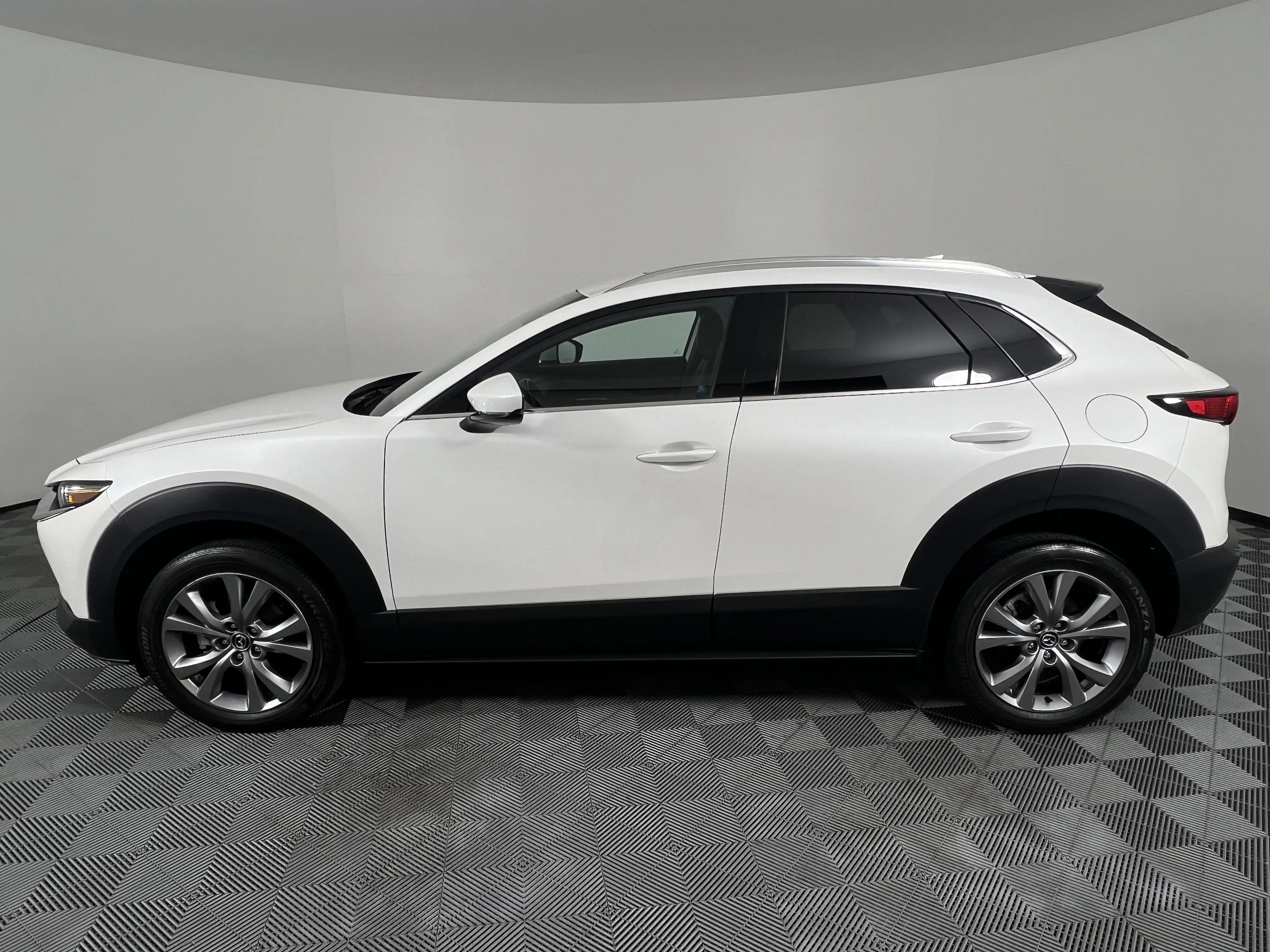 2021 Mazda CX-30 Premium photo 7