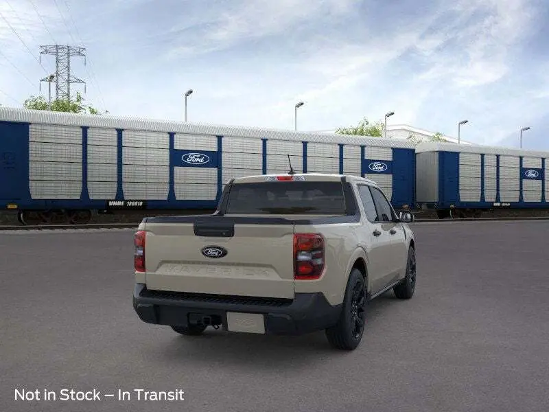 2025 Ford Maverick XLT photo 3