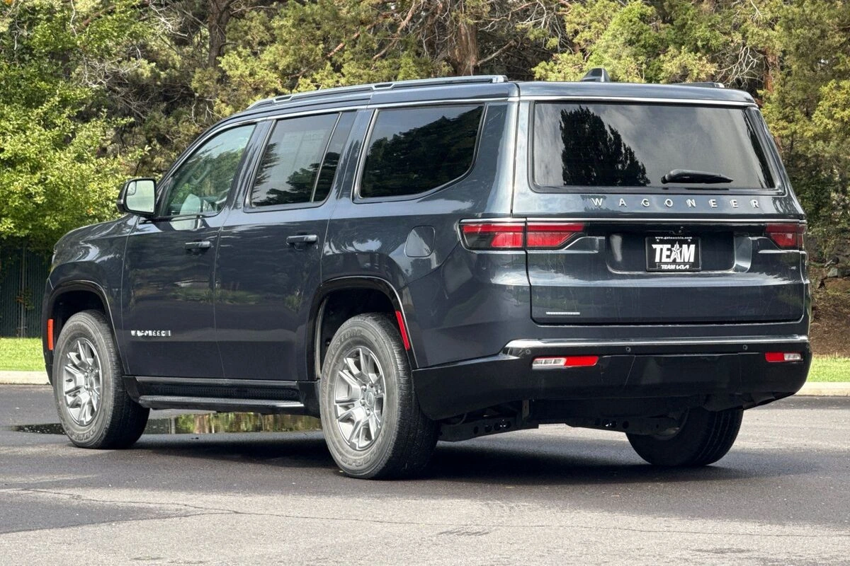 2023 Jeep Wagoneer Series I - Photo 6