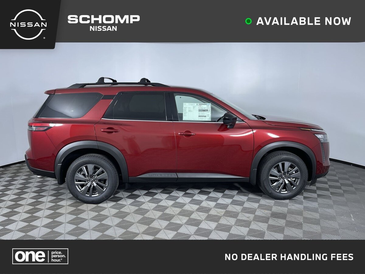 2026 Nissan Pathfinder SV