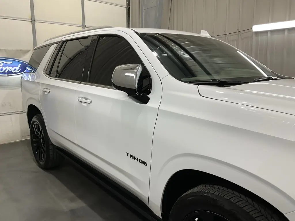 2023 Chevrolet Tahoe Premier photo 4
