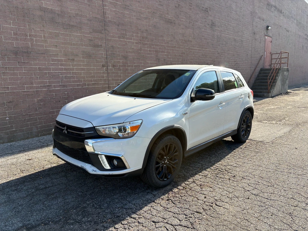 2018 Mitsubishi Outlander Sport 2.0 LE AWC CVT's photo