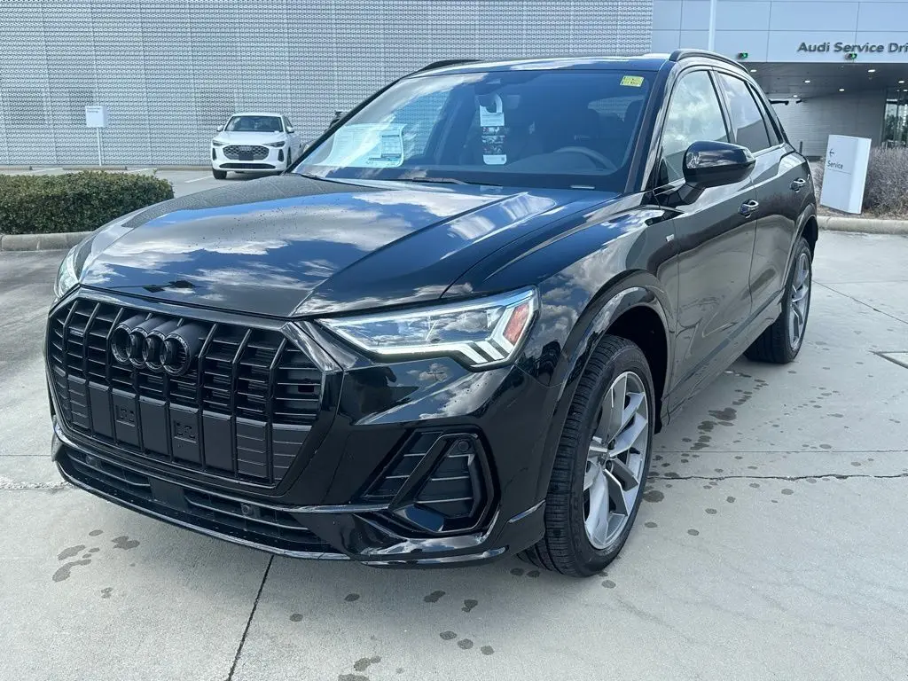 2025 Audi Q3 S Line Premium's photo