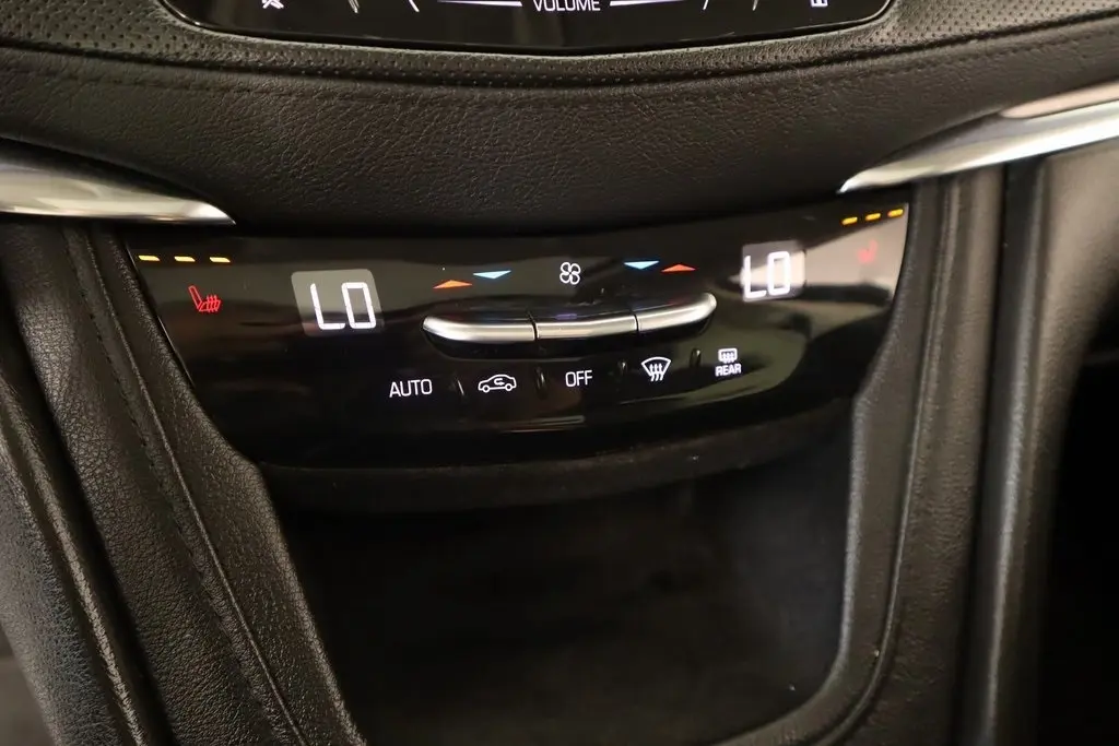 2019 Cadillac XT5 Luxury photo 8