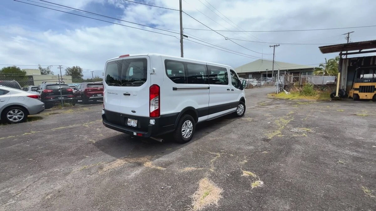2023 Ford Transit Passenger Van XLT - Photo 8