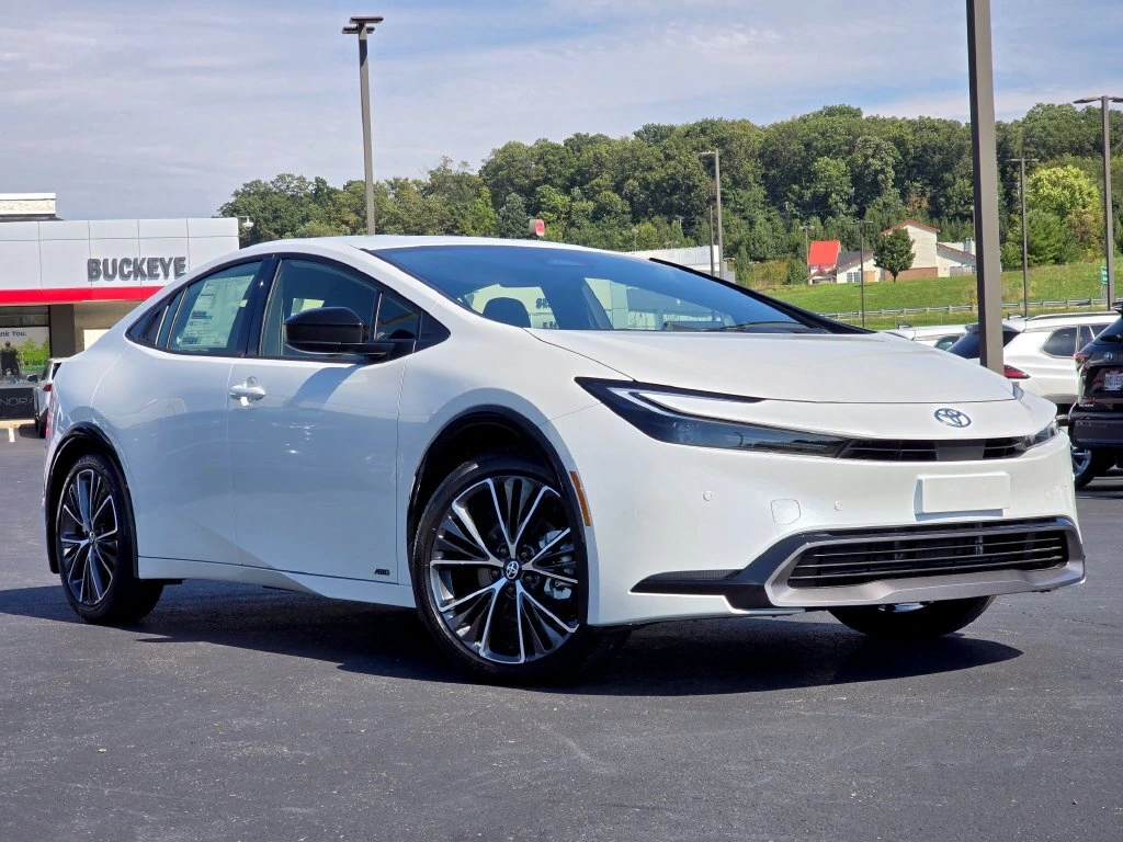 2027 Toyota Prius XLE