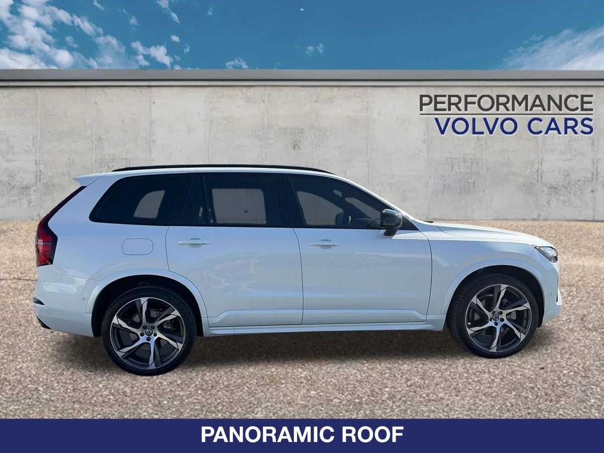 2026 Volvo - image 7