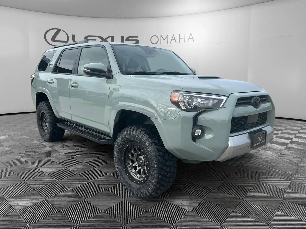 2023 Toyota 4Runner TRD Off-Road Premium's photo