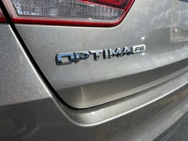 2018 Kia Optima LX photo 12